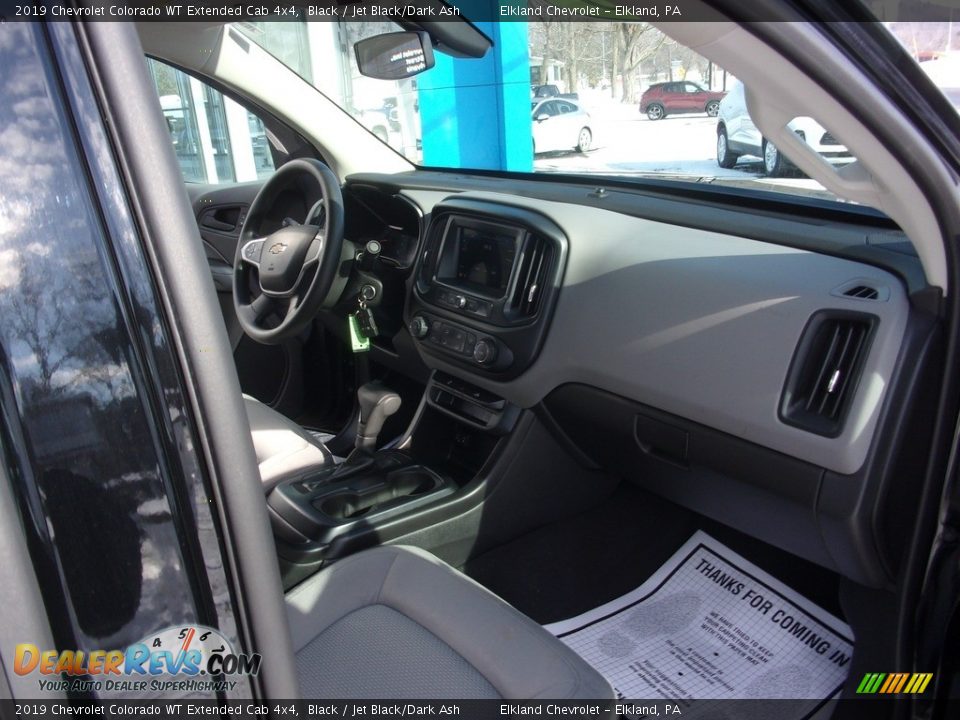 2019 Chevrolet Colorado WT Extended Cab 4x4 Black / Jet Black/Dark Ash Photo #16