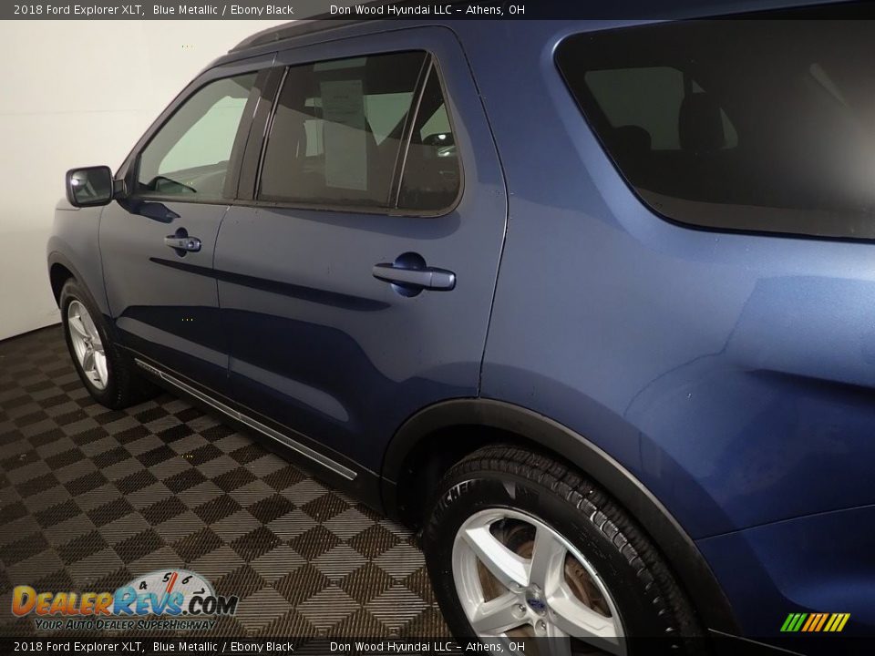 2018 Ford Explorer XLT Blue Metallic / Ebony Black Photo #18