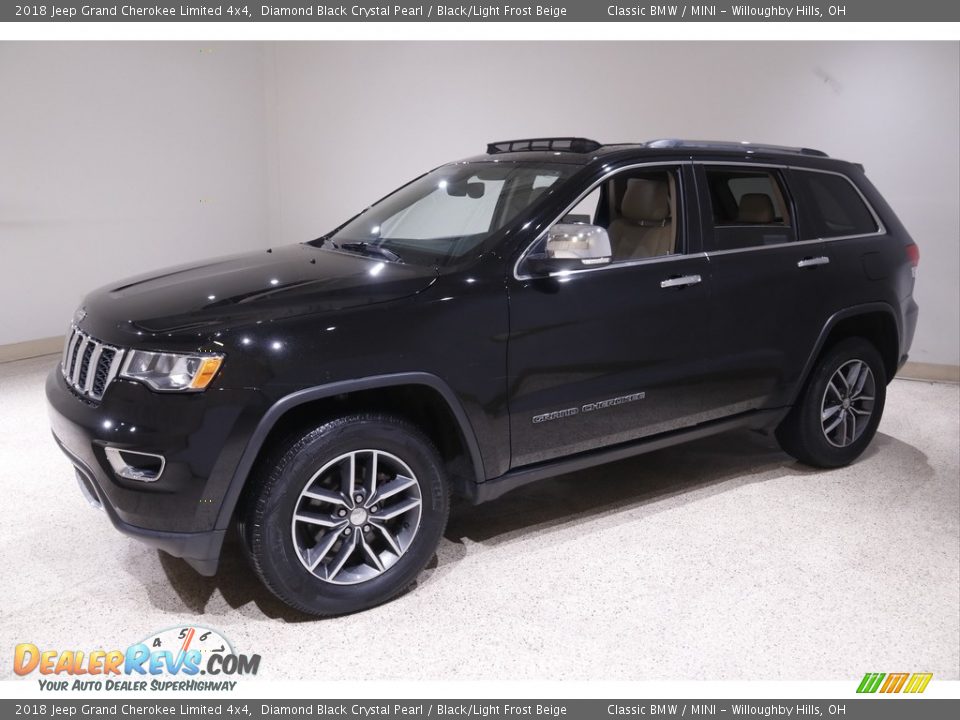 2018 Jeep Grand Cherokee Limited 4x4 Diamond Black Crystal Pearl / Black/Light Frost Beige Photo #3