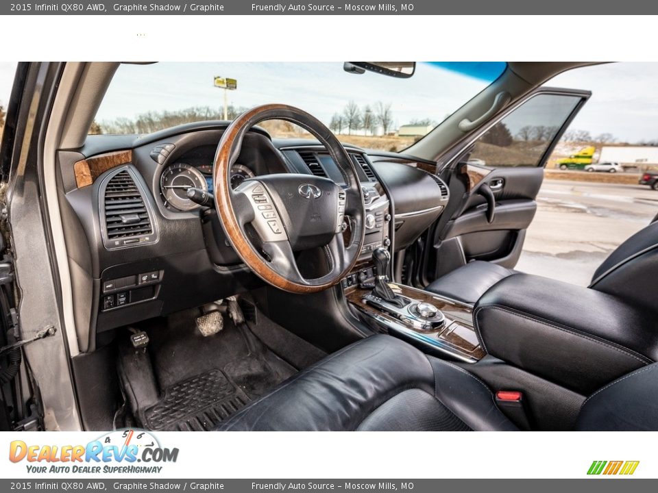 Front Seat of 2015 Infiniti QX80 AWD Photo #19