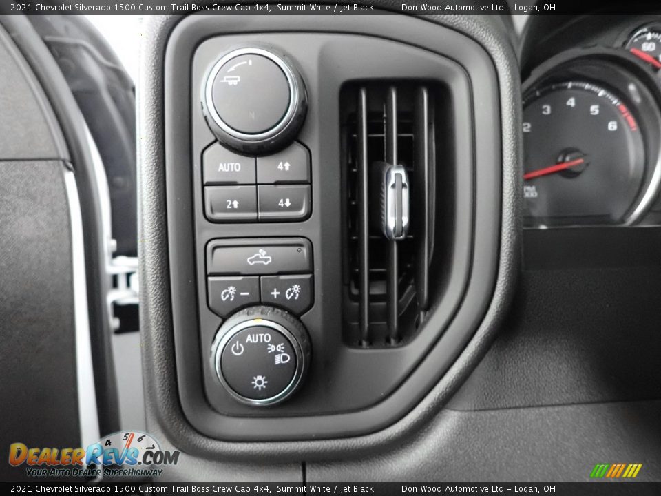 2021 Chevrolet Silverado 1500 Custom Trail Boss Crew Cab 4x4 Summit White / Jet Black Photo #19
