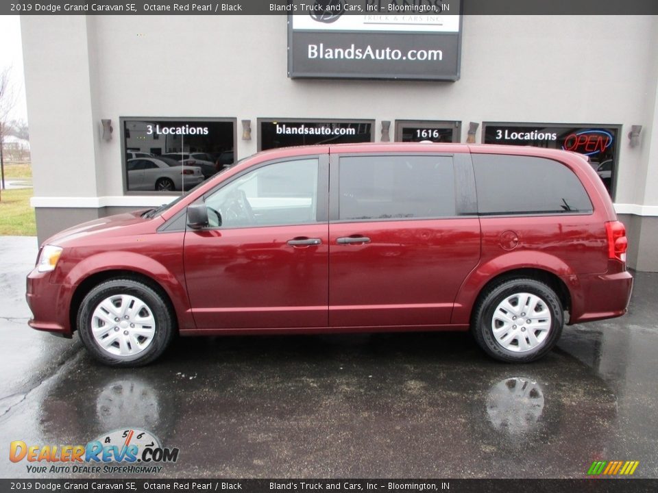 2019 Dodge Grand Caravan SE Octane Red Pearl / Black Photo #1