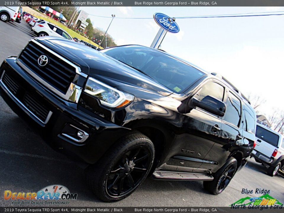 2019 Toyota Sequoia TRD Sport 4x4 Midnight Black Metallic / Black Photo #26