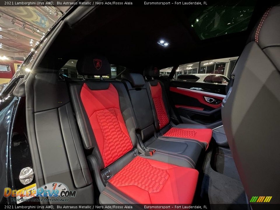 Rear Seat of 2021 Lamborghini Urus AWD Photo #5