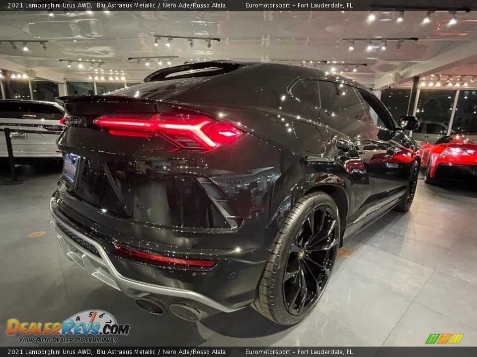 2021 Lamborghini Urus AWD Blu Astraeus Metallic / Nero Ade/Rosso Alala Photo #9