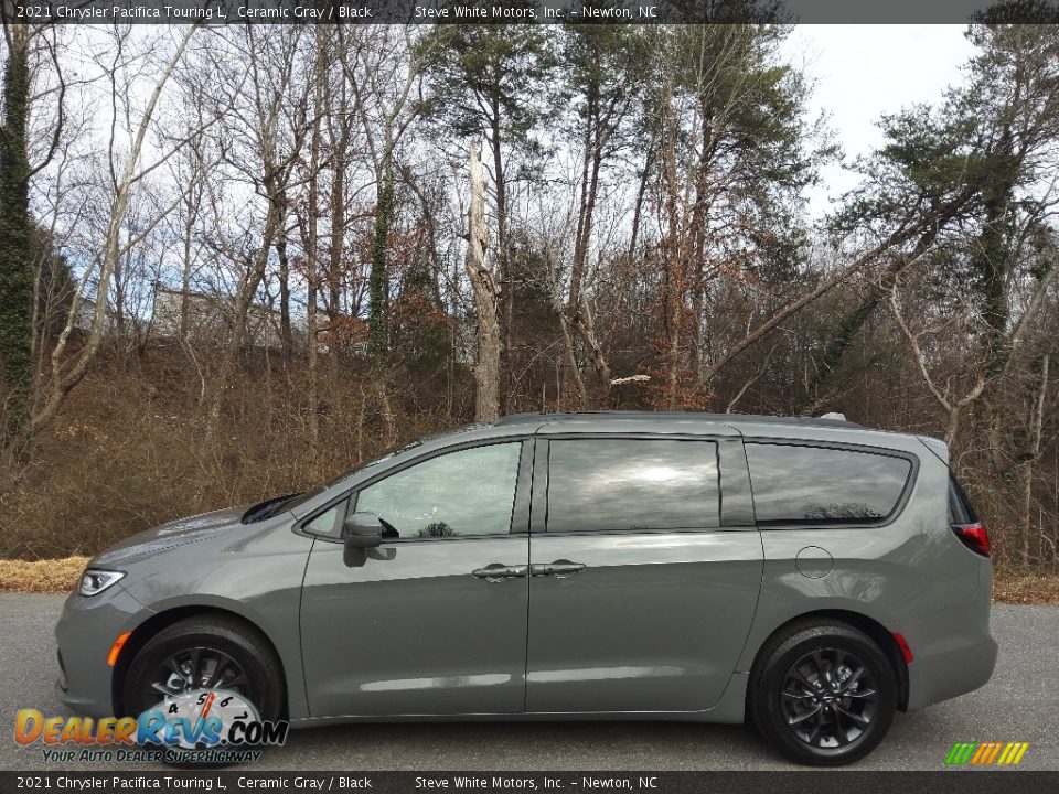 2021 Chrysler Pacifica Touring L Ceramic Gray / Black Photo #1