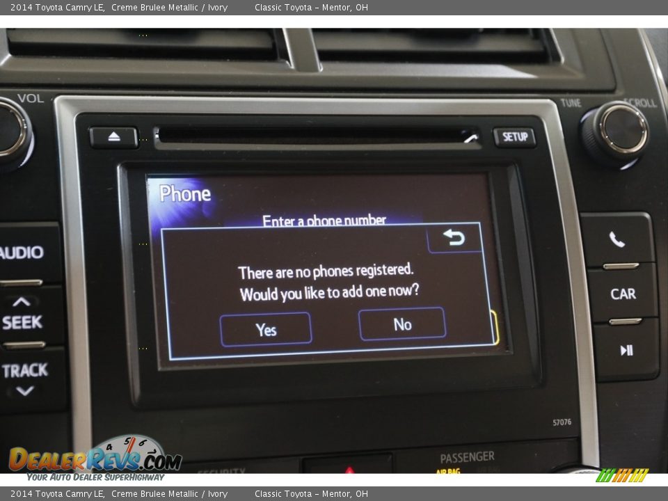 2014 Toyota Camry LE Creme Brulee Metallic / Ivory Photo #11