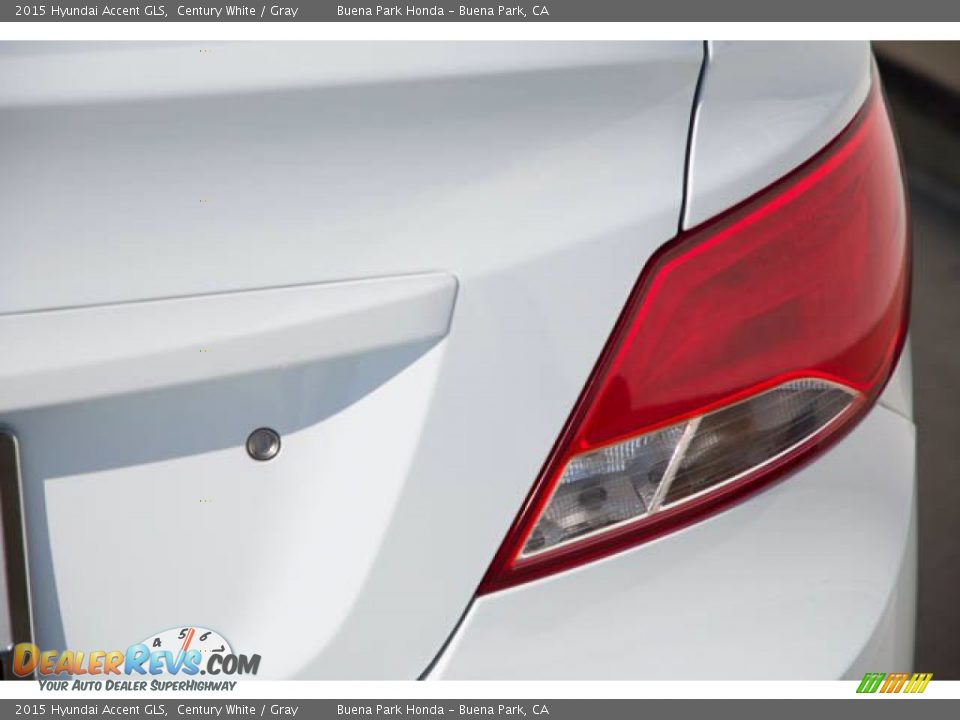 2015 Hyundai Accent GLS Century White / Gray Photo #11