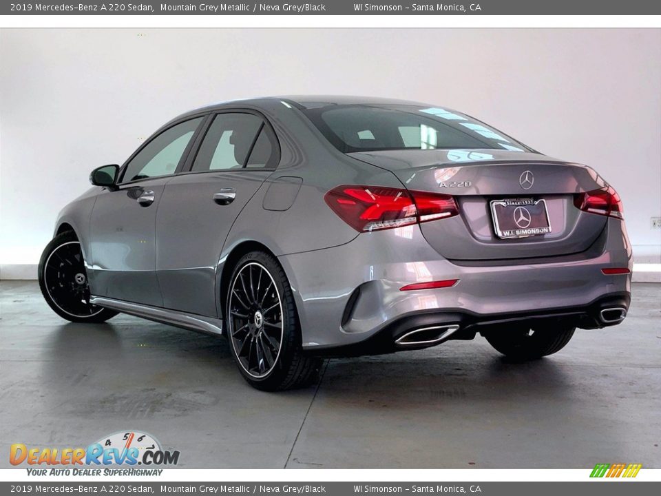 2019 Mercedes-Benz A 220 Sedan Mountain Grey Metallic / Neva Grey/Black Photo #10