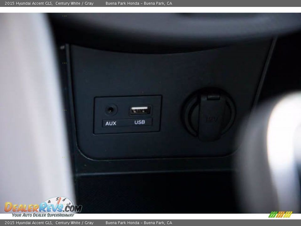 2015 Hyundai Accent GLS Century White / Gray Photo #14