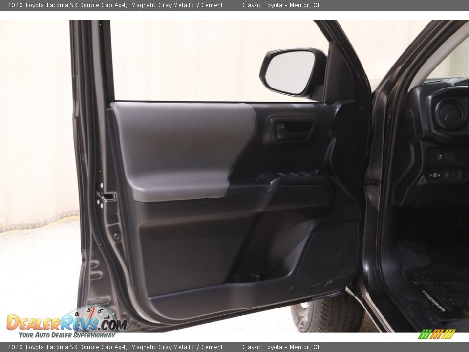 2020 Toyota Tacoma SR Double Cab 4x4 Magnetic Gray Metallic / Cement Photo #4