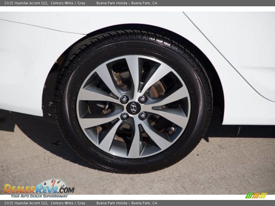 2015 Hyundai Accent GLS Wheel Photo #29
