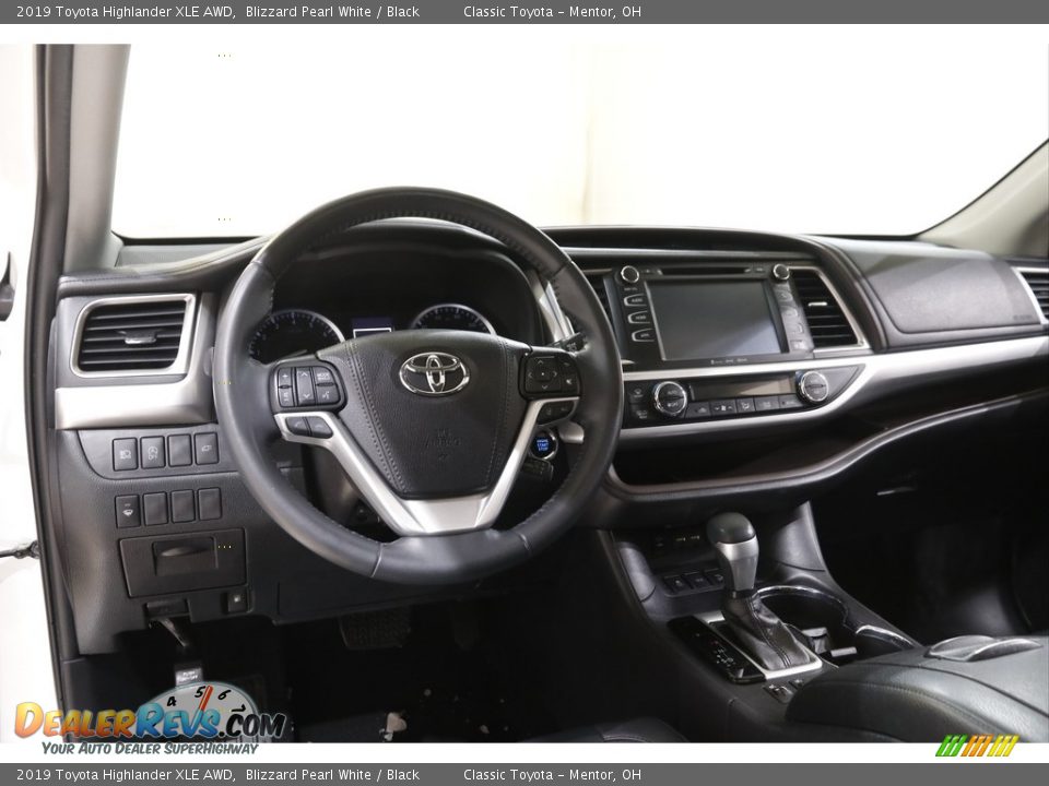 2019 Toyota Highlander XLE AWD Blizzard Pearl White / Black Photo #6