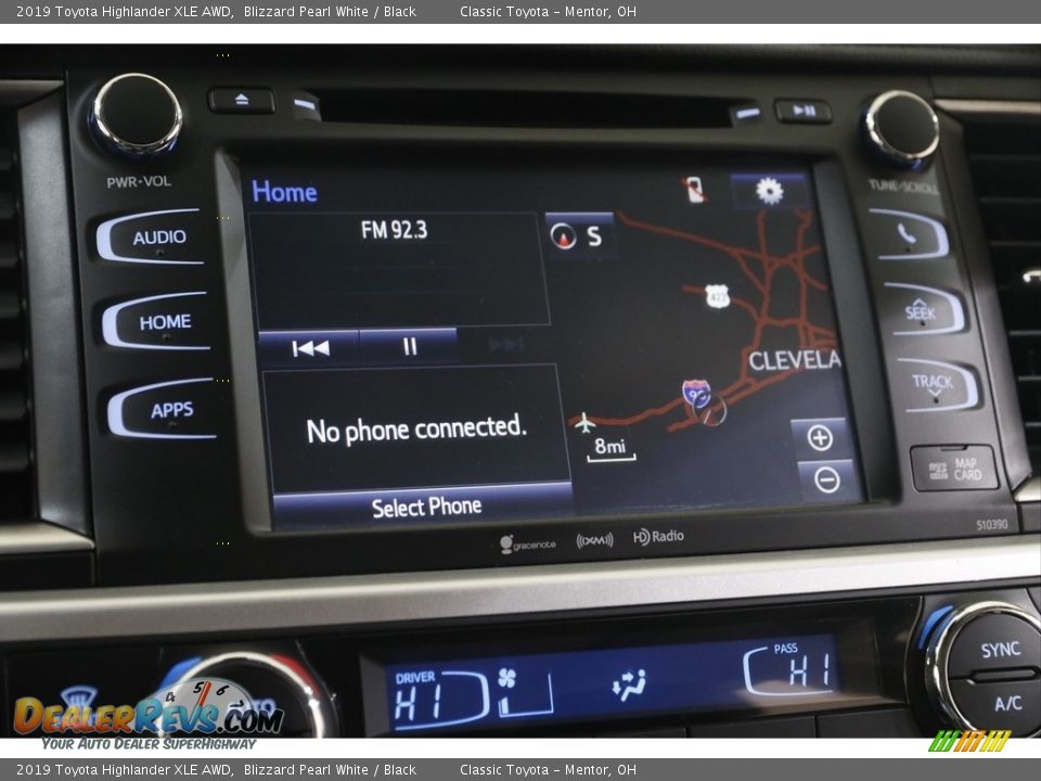 2019 Toyota Highlander XLE AWD Blizzard Pearl White / Black Photo #10