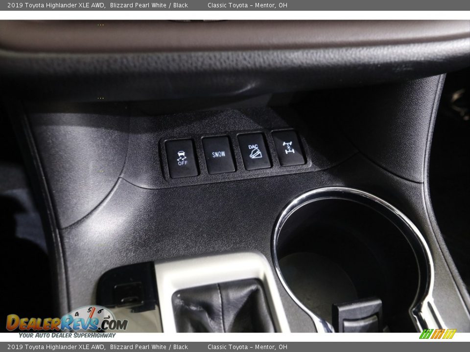 2019 Toyota Highlander XLE AWD Blizzard Pearl White / Black Photo #14