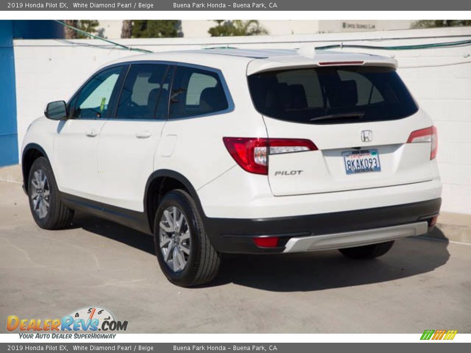 2019 Honda Pilot EX White Diamond Pearl / Beige Photo #2