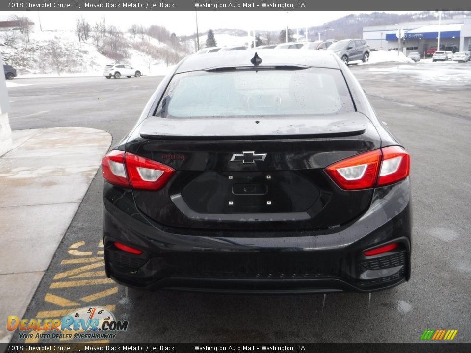 2018 Chevrolet Cruze LT Mosaic Black Metallic / Jet Black Photo #10