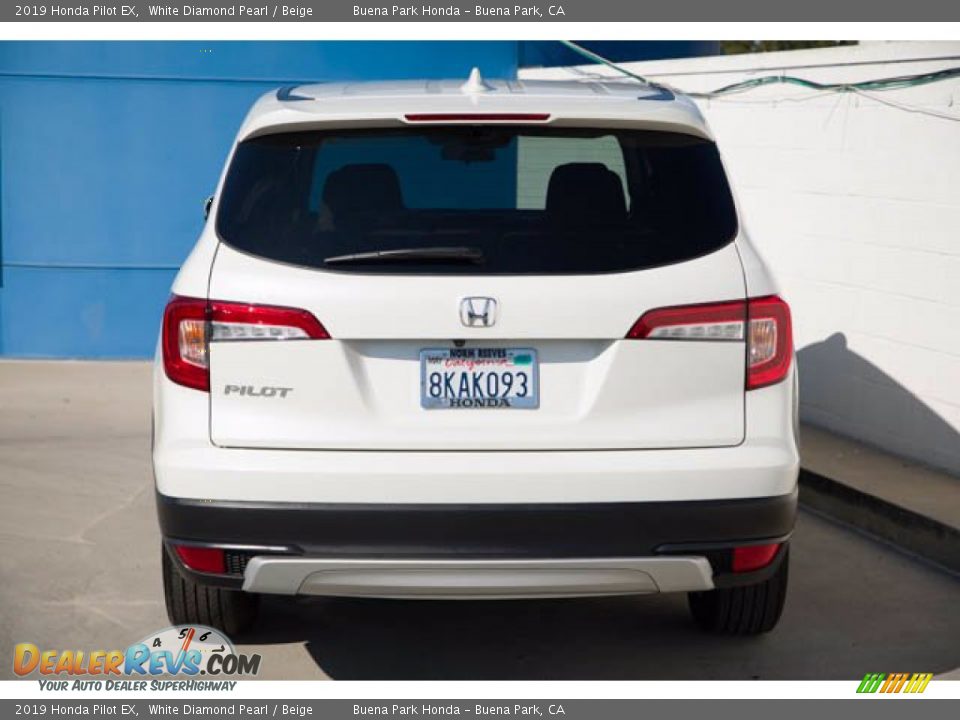 2019 Honda Pilot EX White Diamond Pearl / Beige Photo #9