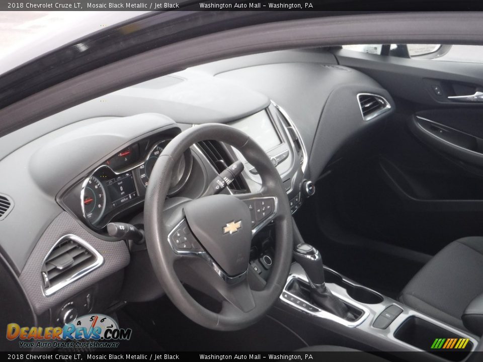 2018 Chevrolet Cruze LT Mosaic Black Metallic / Jet Black Photo #23