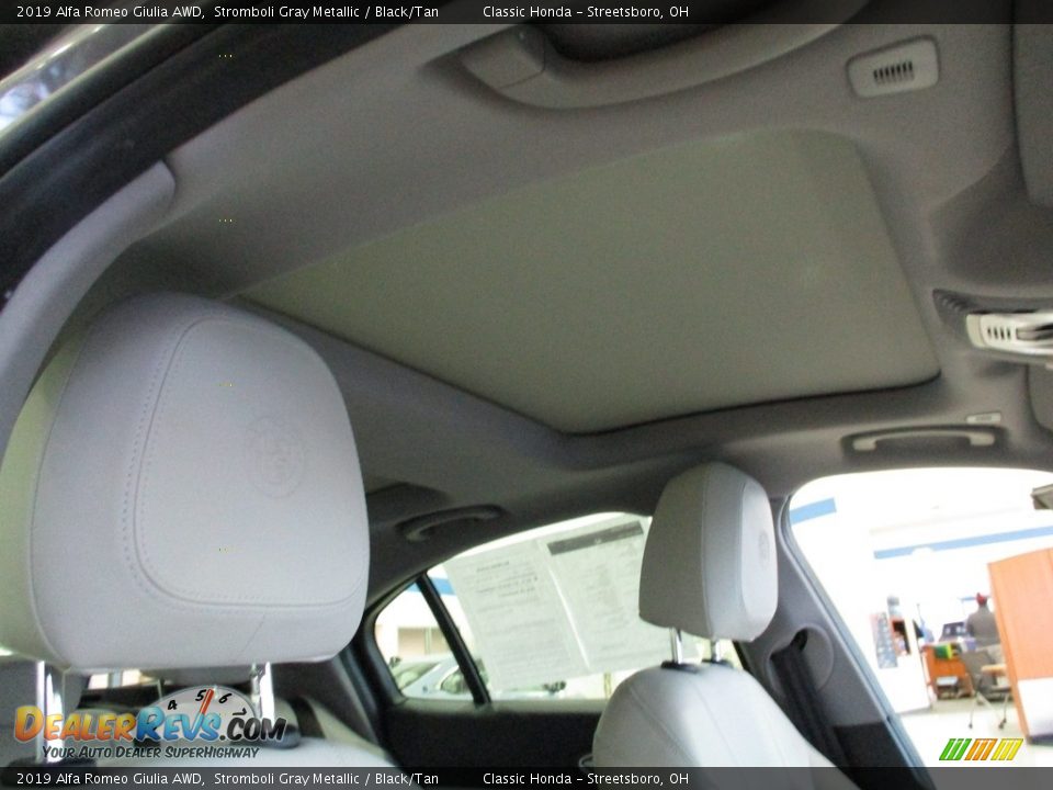 2019 Alfa Romeo Giulia AWD Stromboli Gray Metallic / Black/Tan Photo #17