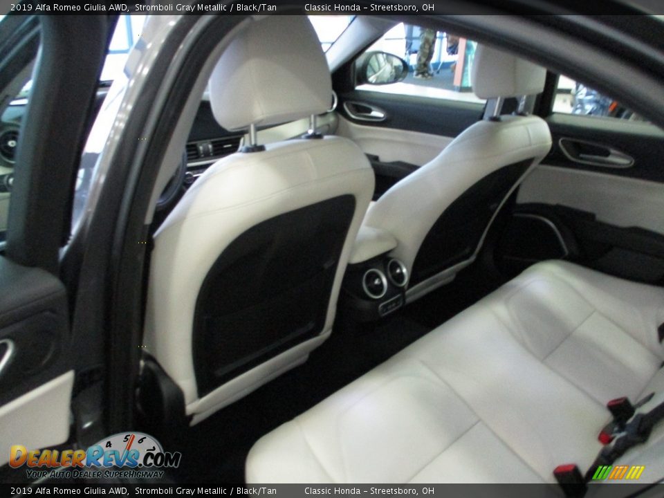 2019 Alfa Romeo Giulia AWD Stromboli Gray Metallic / Black/Tan Photo #24
