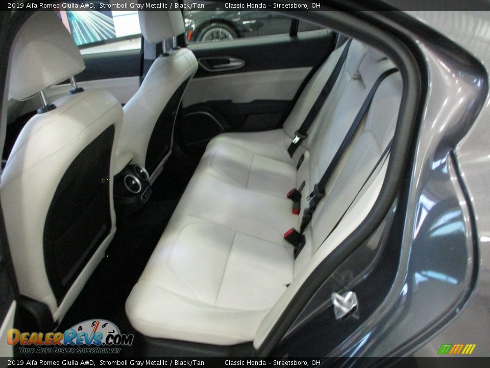 2019 Alfa Romeo Giulia AWD Stromboli Gray Metallic / Black/Tan Photo #25