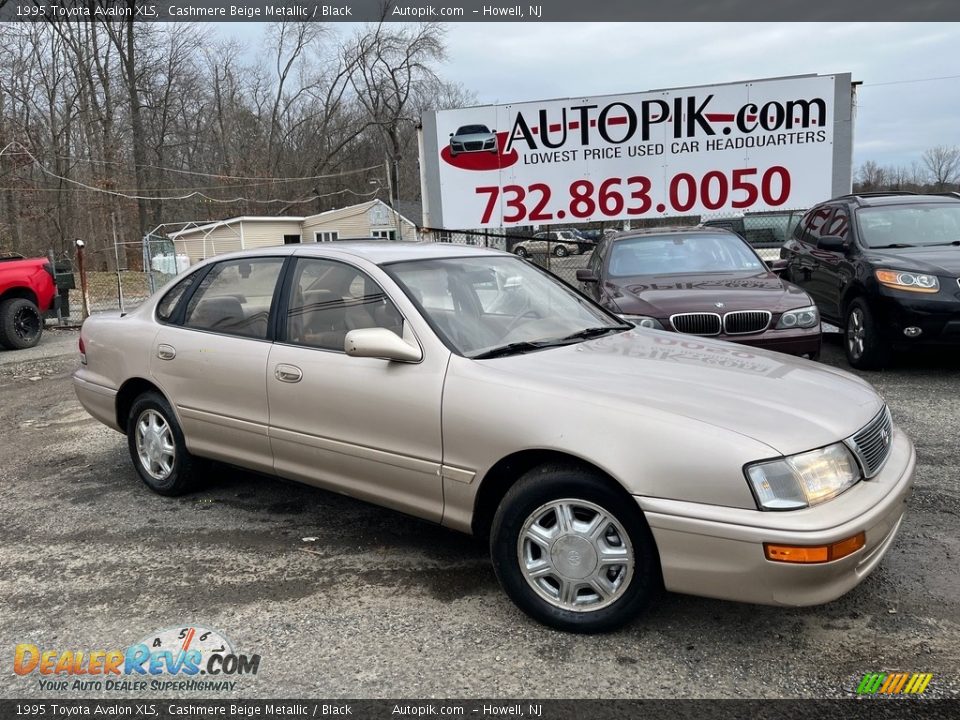 1995 Toyota Avalon XLS Cashmere Beige Metallic / Black Photo #1