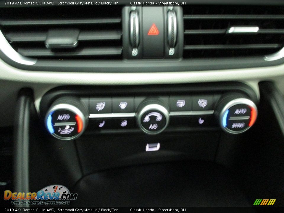 2019 Alfa Romeo Giulia AWD Stromboli Gray Metallic / Black/Tan Photo #36