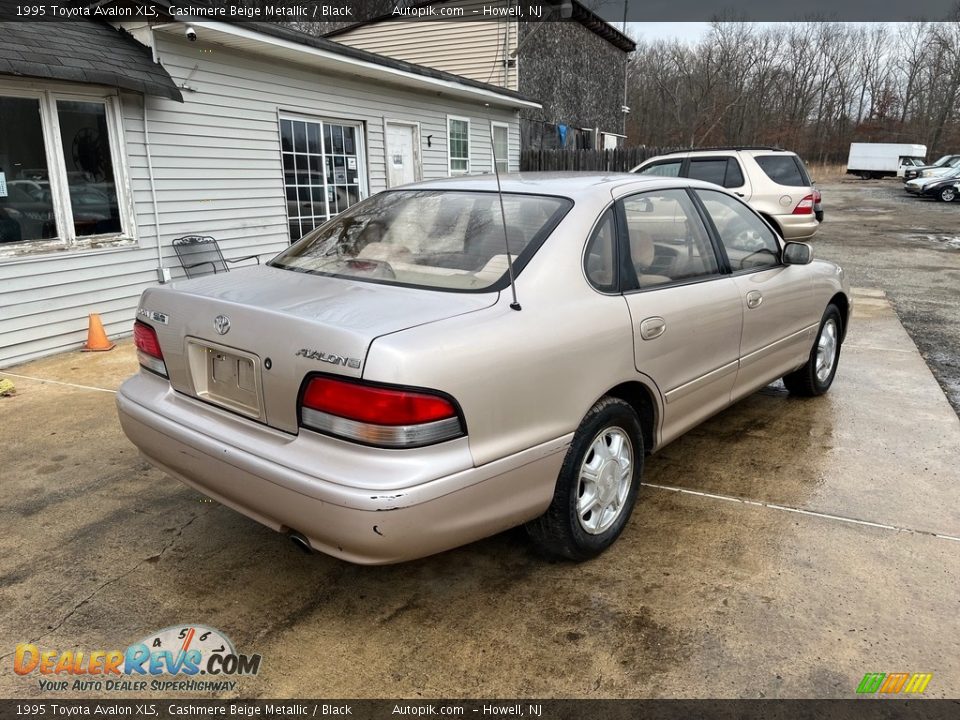 Cashmere Beige Metallic 1995 Toyota Avalon XLS Photo #6