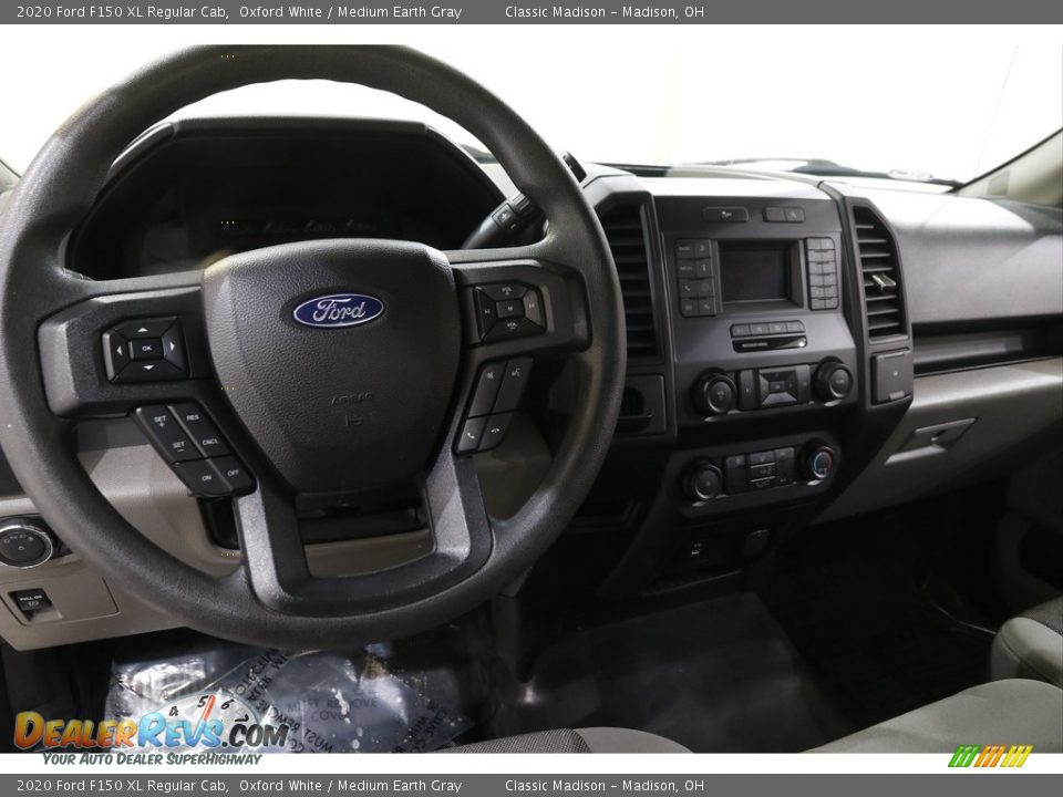 Dashboard of 2020 Ford F150 XL Regular Cab Photo #6