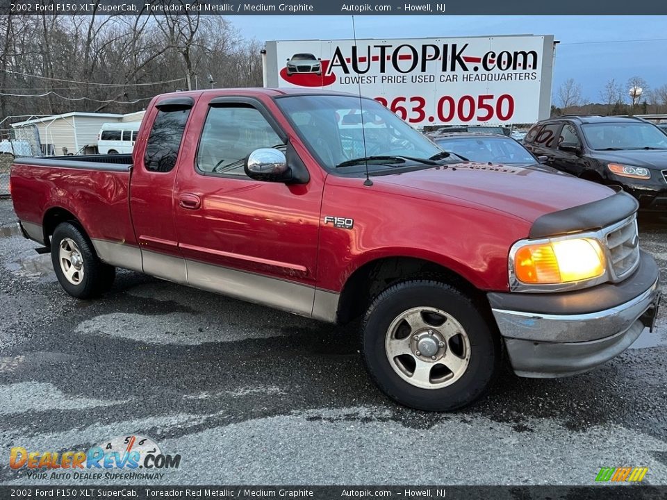 2002 Ford F150 XLT SuperCab Toreador Red Metallic / Medium Graphite Photo #1