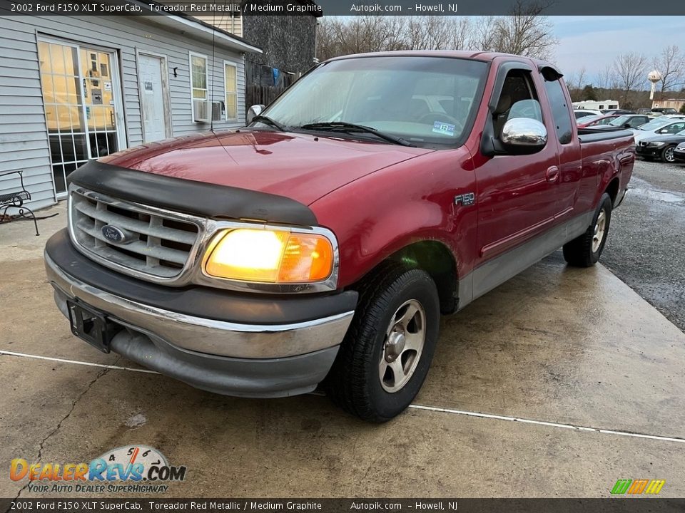 2002 Ford F150 XLT SuperCab Toreador Red Metallic / Medium Graphite Photo #10