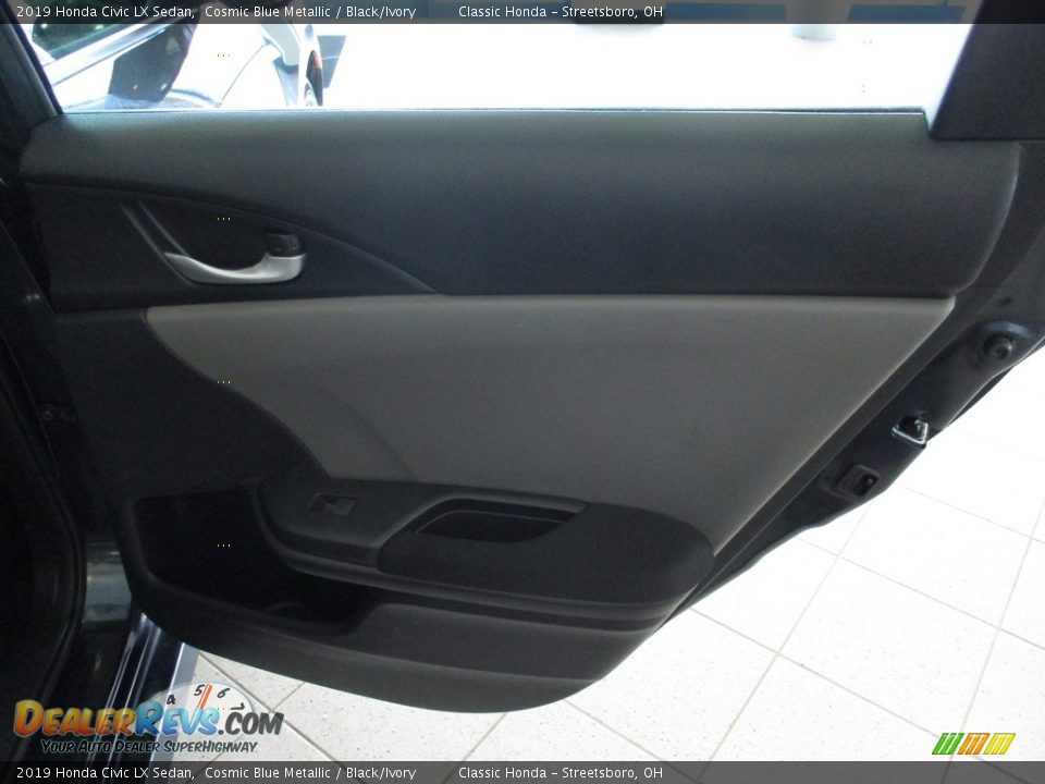 2019 Honda Civic LX Sedan Cosmic Blue Metallic / Black/Ivory Photo #17