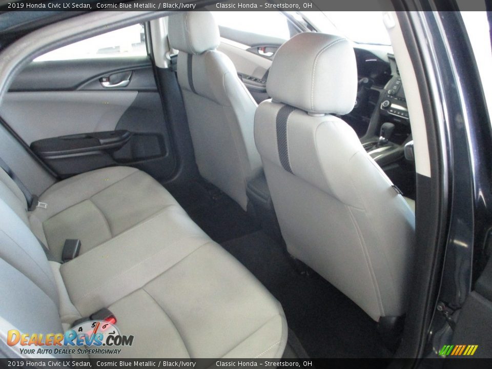 2019 Honda Civic LX Sedan Cosmic Blue Metallic / Black/Ivory Photo #18