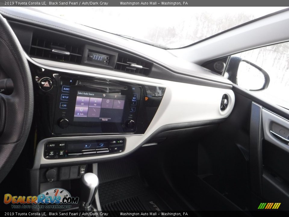 2019 Toyota Corolla LE Black Sand Pearl / Ash/Dark Gray Photo #3