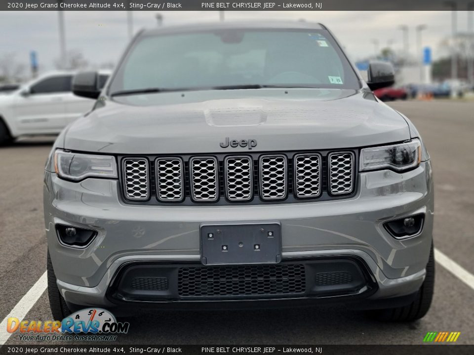 2020 Jeep Grand Cherokee Altitude 4x4 Sting-Gray / Black Photo #2