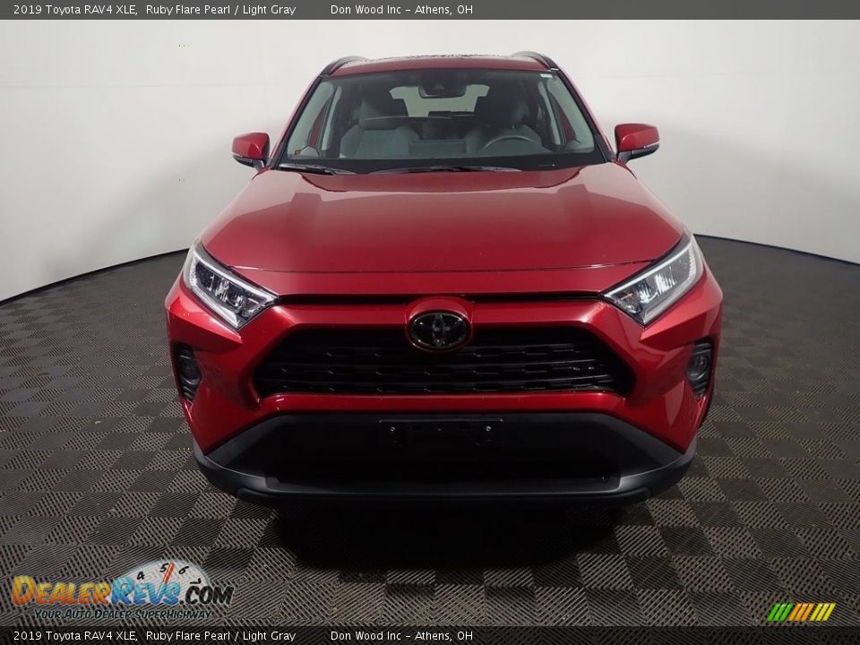 2019 Toyota RAV4 XLE Ruby Flare Pearl / Light Gray Photo #7