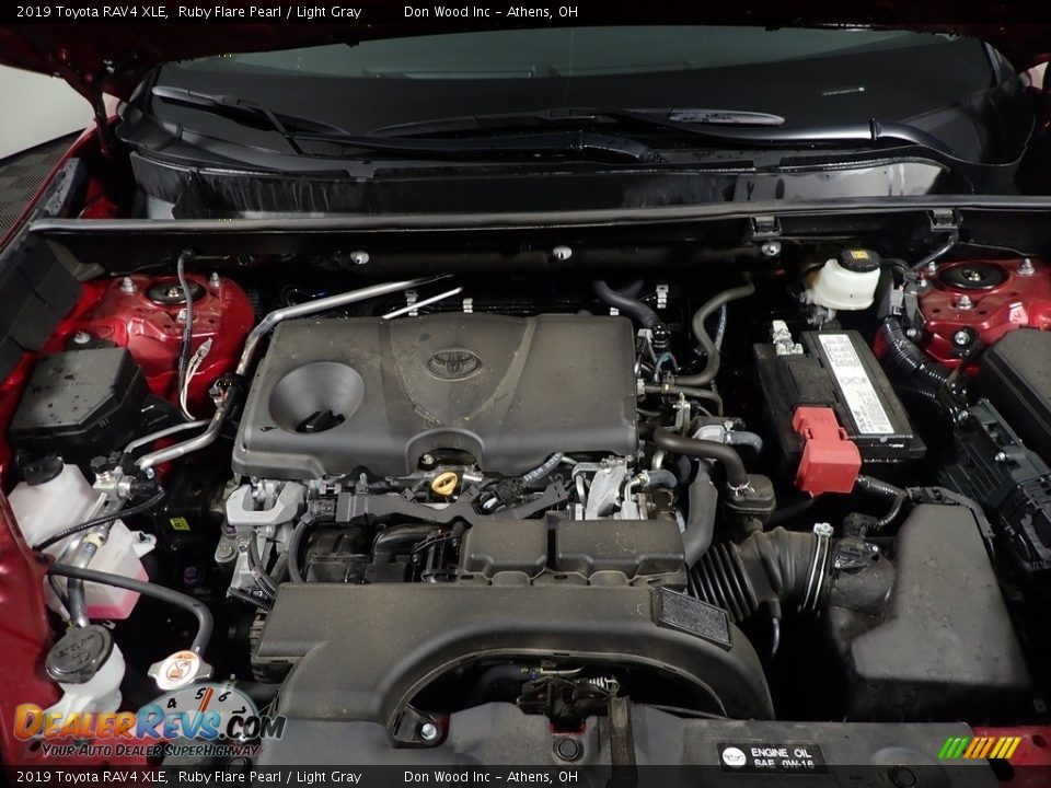 2019 Toyota RAV4 XLE Ruby Flare Pearl / Light Gray Photo #9