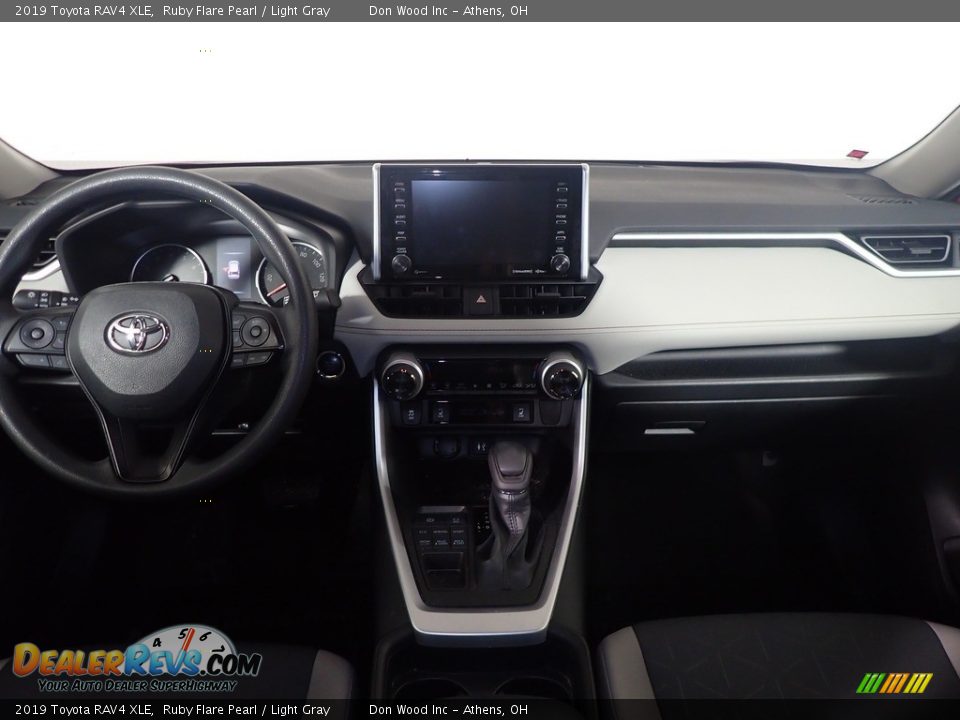 2019 Toyota RAV4 XLE Ruby Flare Pearl / Light Gray Photo #28