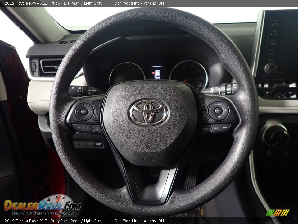 2019 Toyota RAV4 XLE Ruby Flare Pearl / Light Gray Photo #30