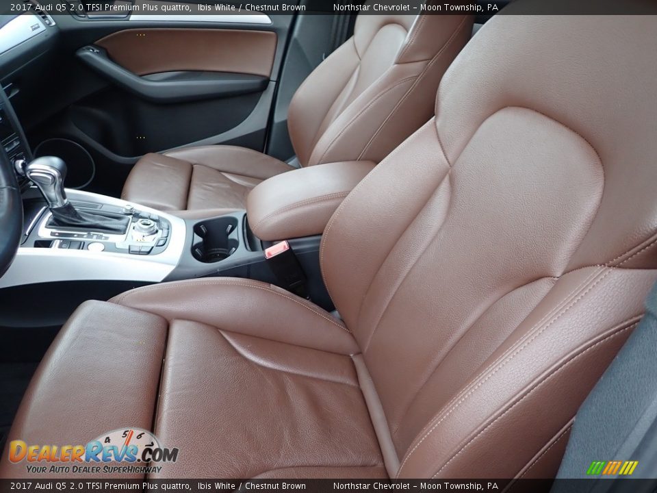 Front Seat of 2017 Audi Q5 2.0 TFSI Premium Plus quattro Photo #19