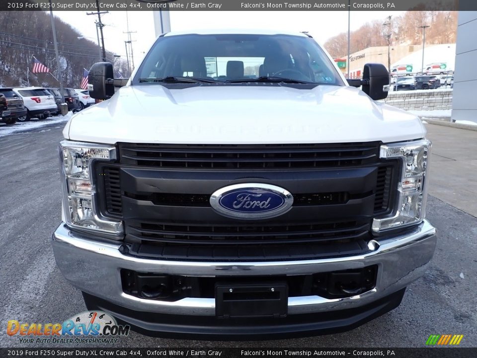 2019 Ford F250 Super Duty XL Crew Cab 4x4 Oxford White / Earth Gray Photo #7