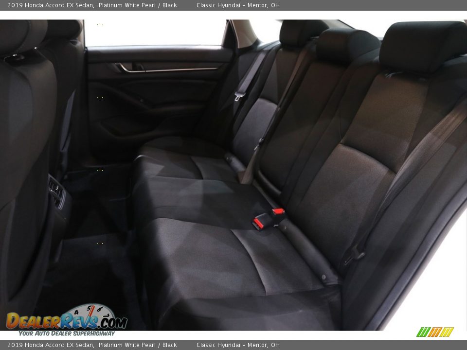 2019 Honda Accord EX Sedan Platinum White Pearl / Black Photo #17