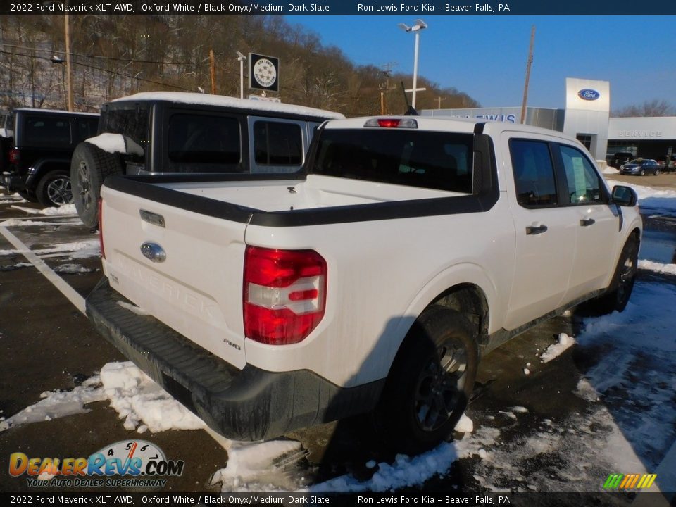 2022 Ford Maverick XLT AWD Oxford White / Black Onyx/Medium Dark Slate Photo #2