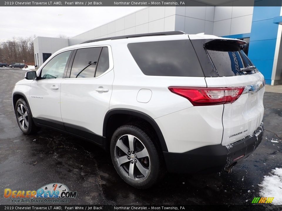 2019 Chevrolet Traverse LT AWD Pearl White / Jet Black Photo #4