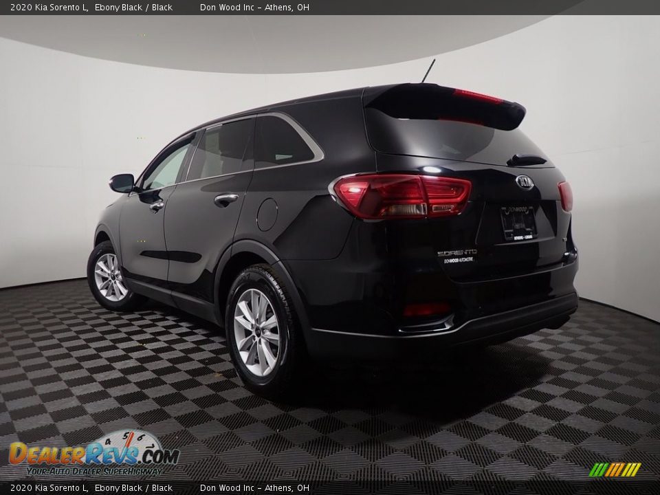 2020 Kia Sorento L Ebony Black / Black Photo #11