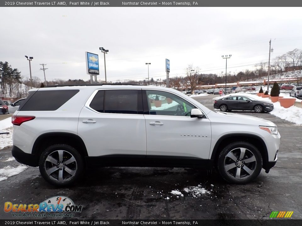 2019 Chevrolet Traverse LT AWD Pearl White / Jet Black Photo #10