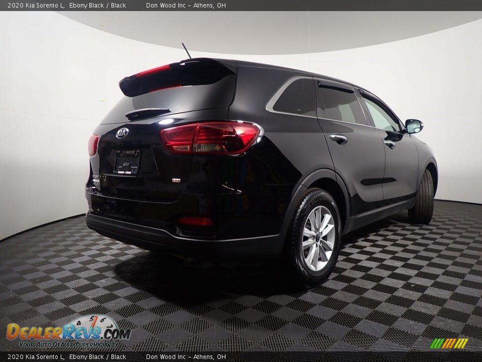 2020 Kia Sorento L Ebony Black / Black Photo #16