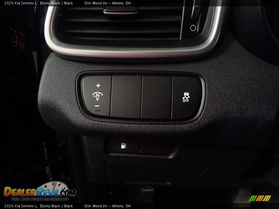 2020 Kia Sorento L Ebony Black / Black Photo #31