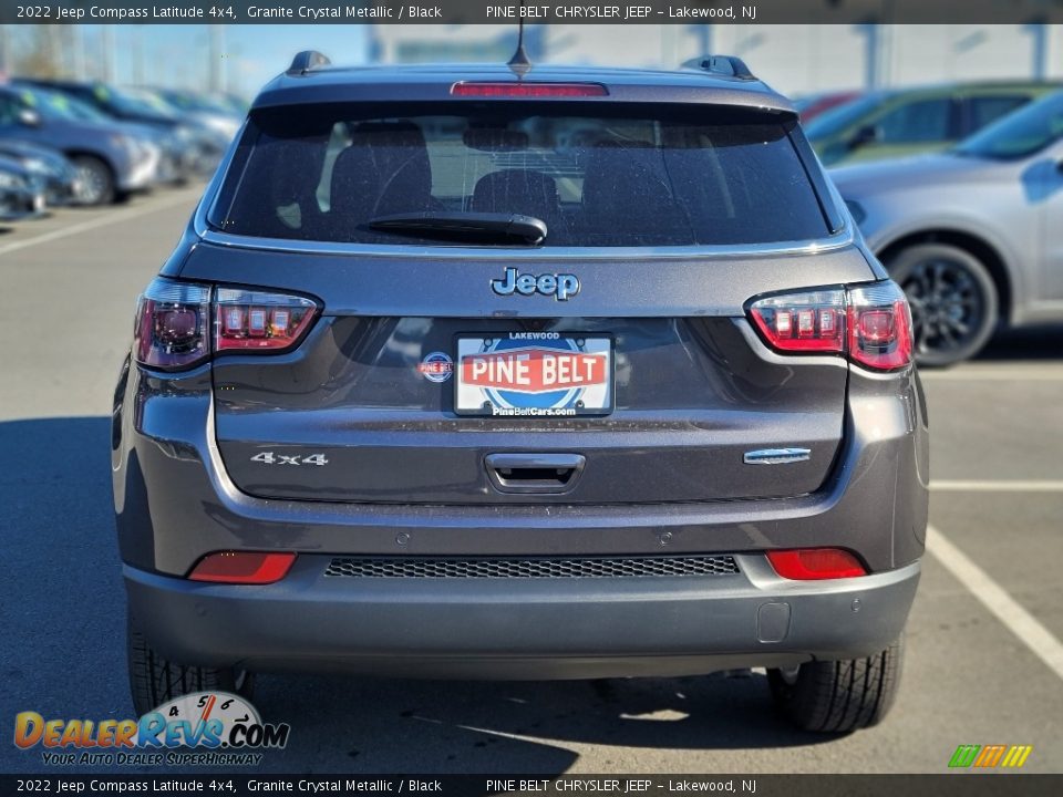 2022 Jeep Compass Latitude 4x4 Granite Crystal Metallic / Black Photo #5